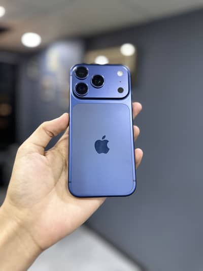 iphone 17 pro 256gb jv 10/10 condition waterpack exchange possible