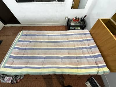 Single bed Wooden