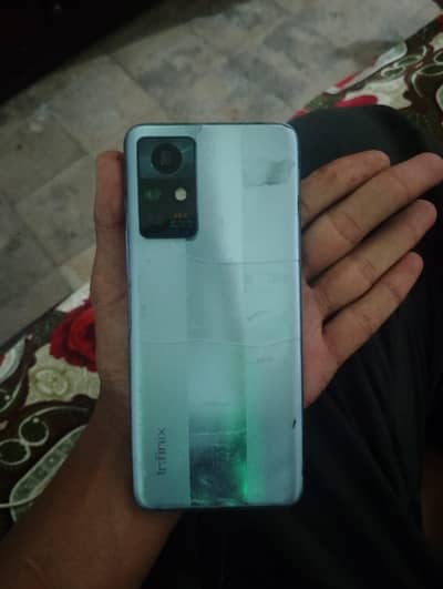 6 128  aur koi maslaniya mobile mein niche wale Maine speaker ka hai