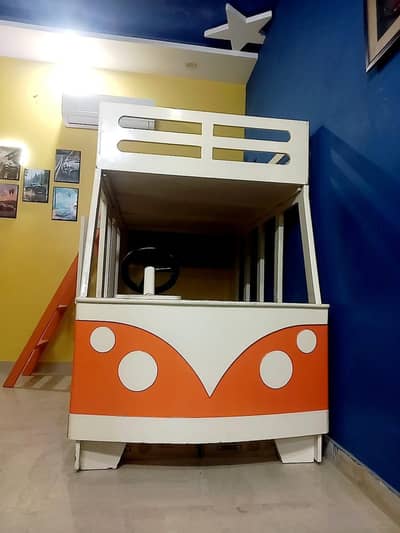 Bunk Bed Van style