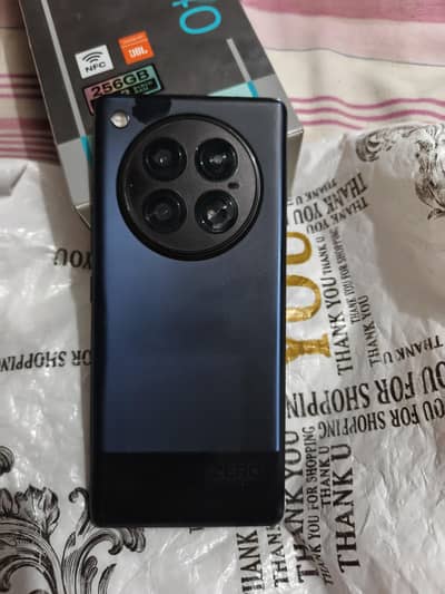 Infinix Zero 40