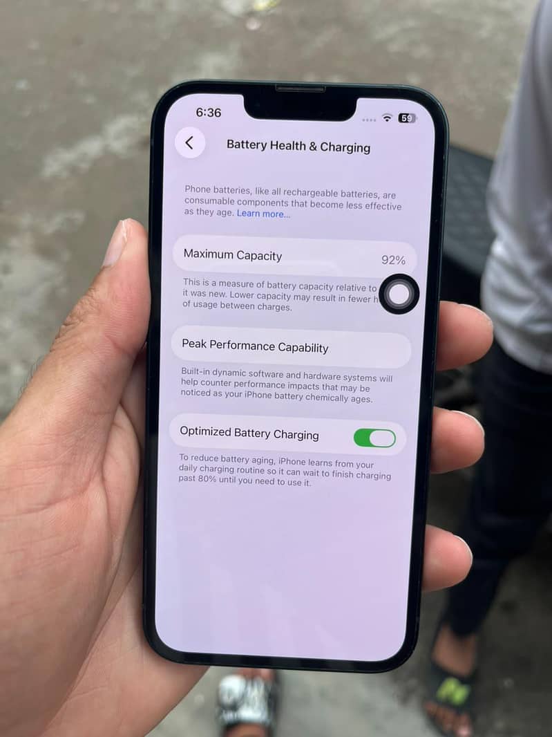 Apple iPhone 13 5