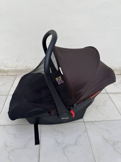 BABY COT ( BRAND NEW )