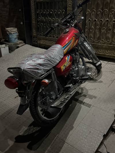 Open latter Brand new bike h fnf price h 238500