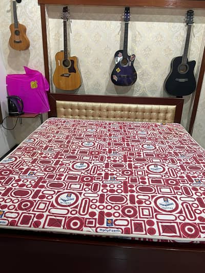 King Size Wooden Bed with mattress