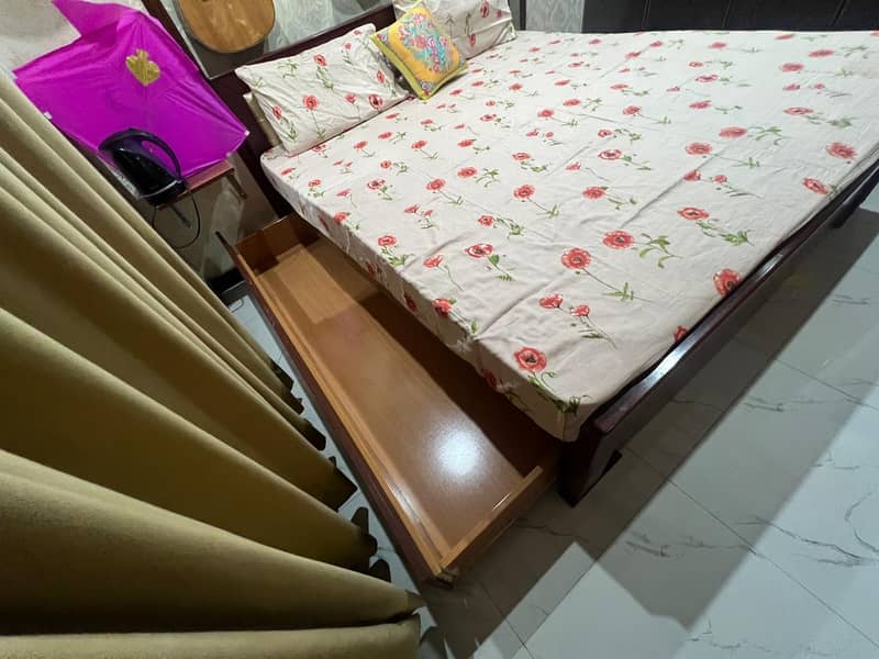 King Size Bed 19