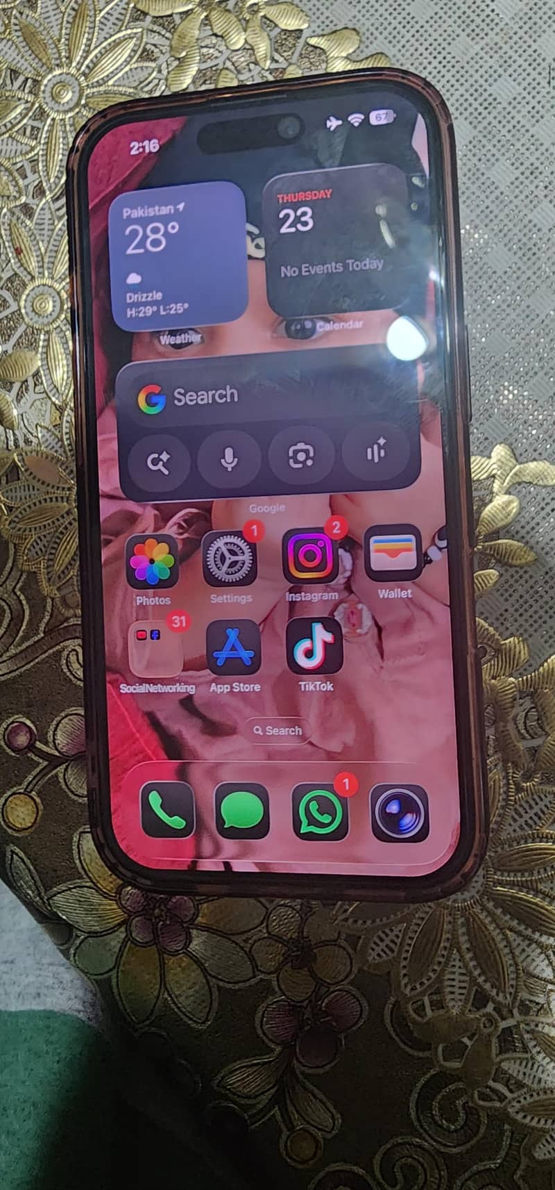 Apple iPhone 16 0