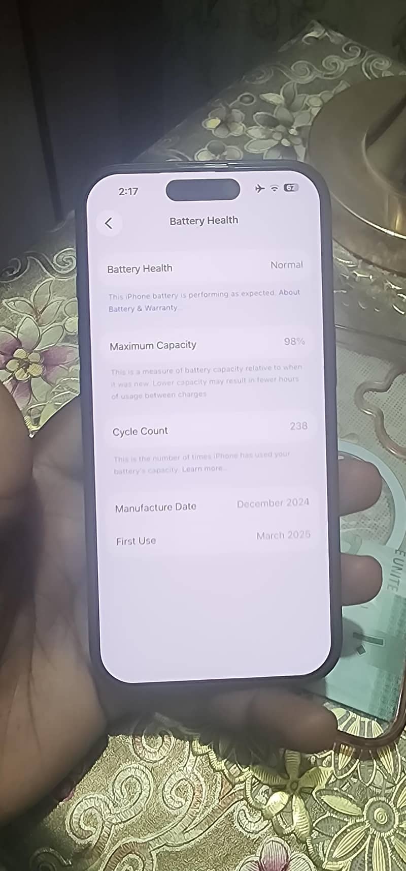 Apple iPhone 16 6
