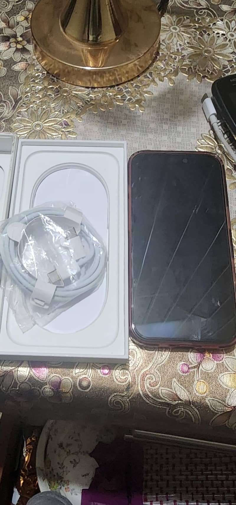 Apple iPhone 16 8