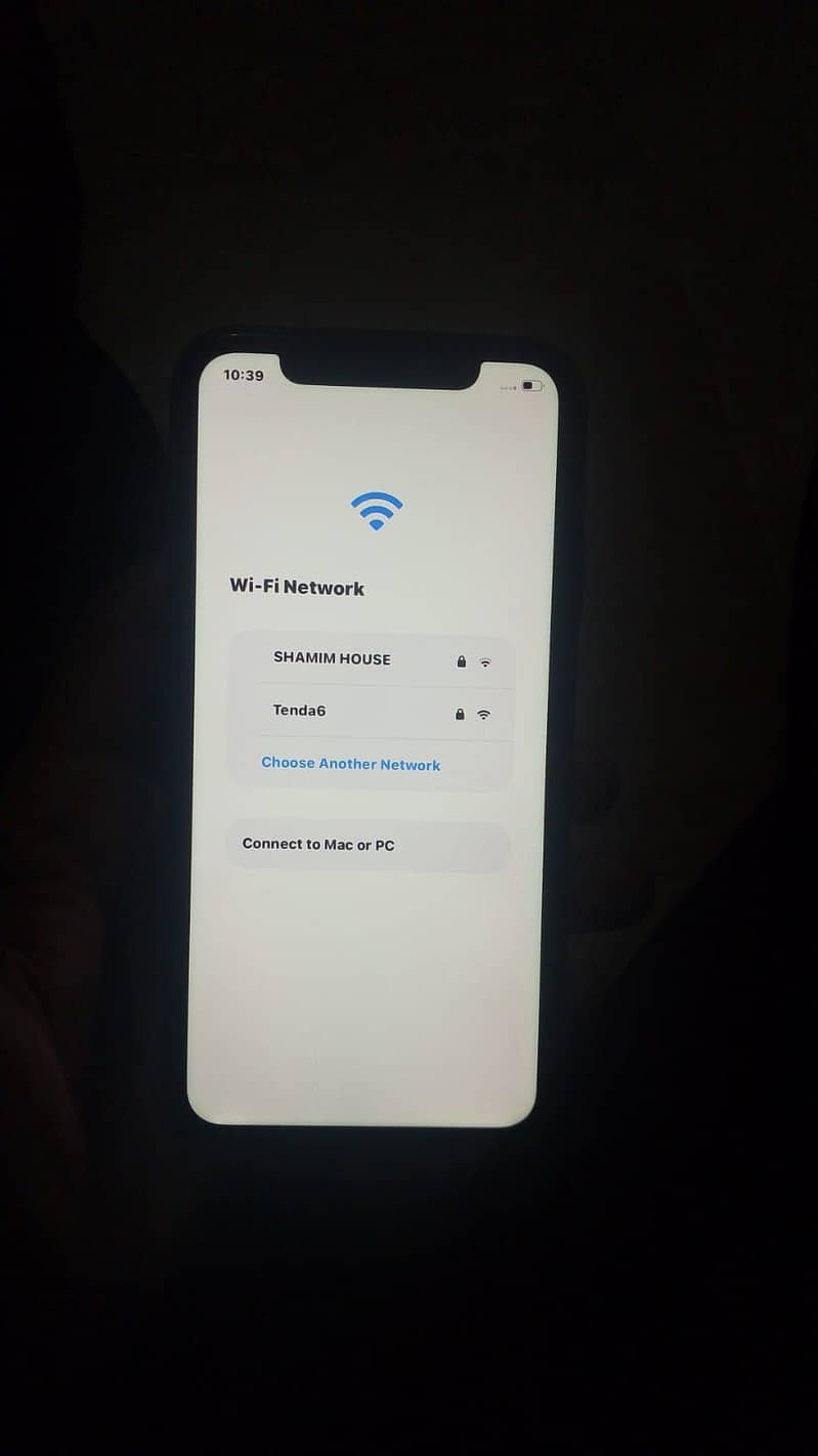 Apple iPhone 11 0