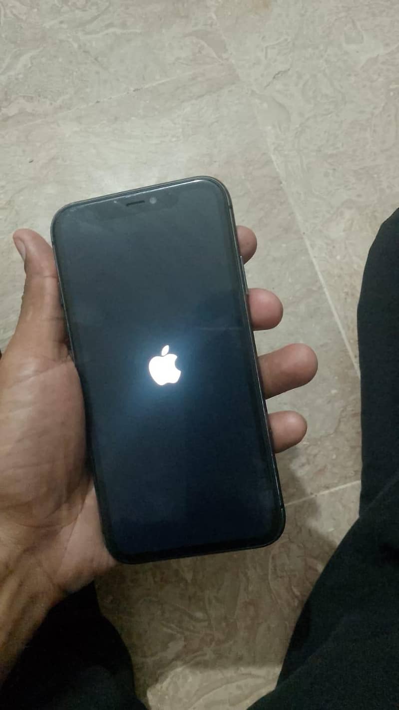 Apple iPhone 11 1
