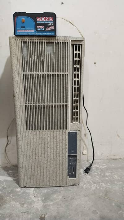 Window 1-Ten Ship AC + New Sony Stablizer Free