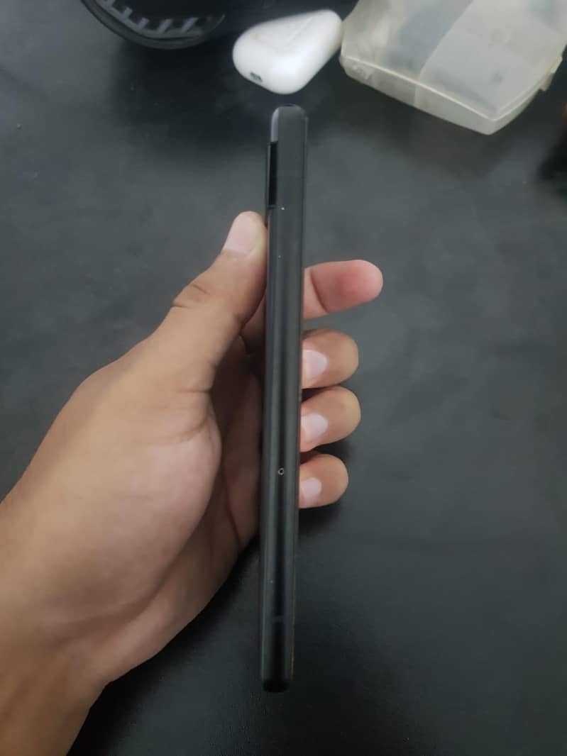 Google Pixel 6a 5