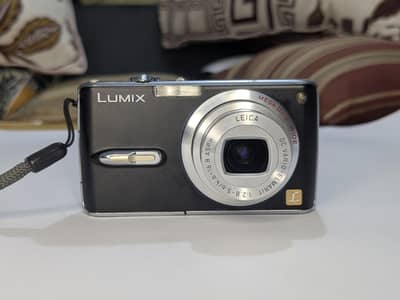 Panasonic LUMIX DMC-FX07 trendy Aesthetic old vintage digicam
