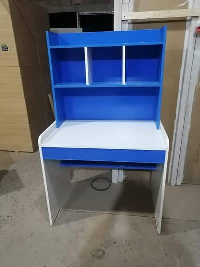 Kids study table