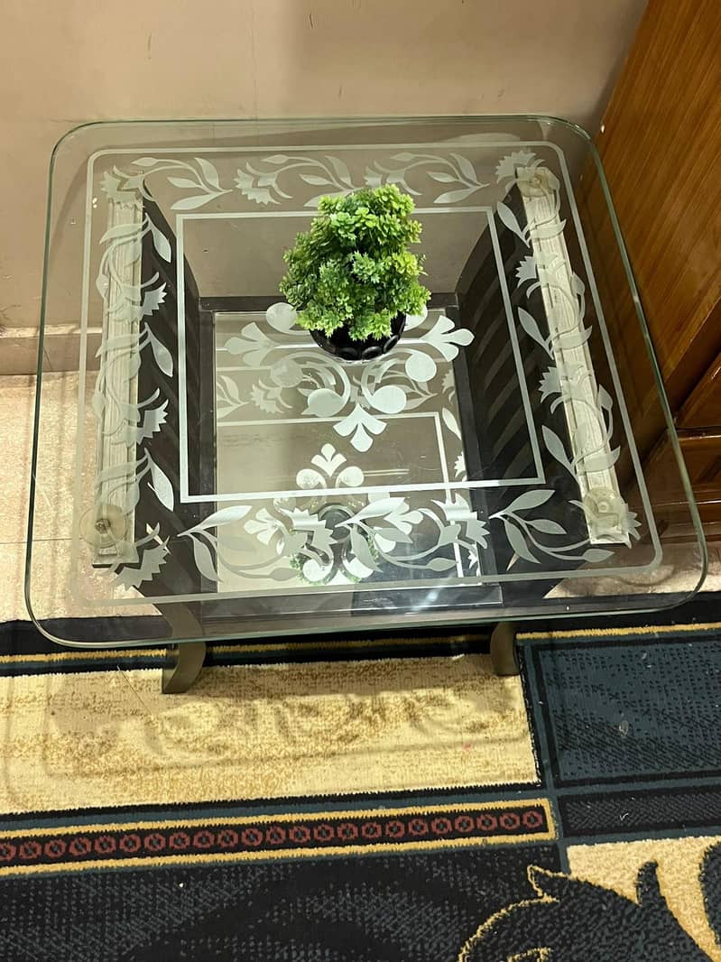 almost new tables 1