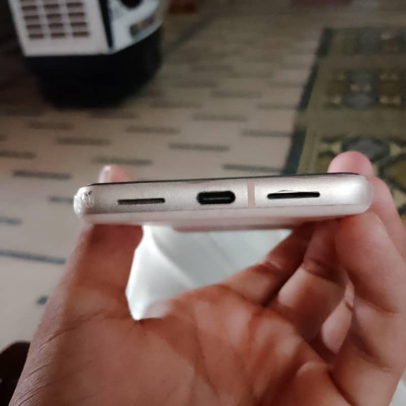 Google Pixel 8 1