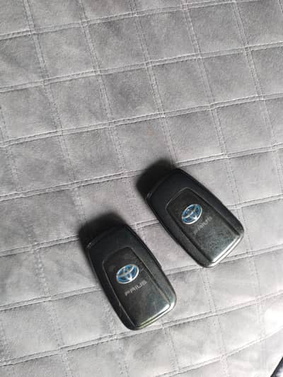 TOYOTA PRIUS 2018/2021  (4.5 GRADE) LAHORE CANTT