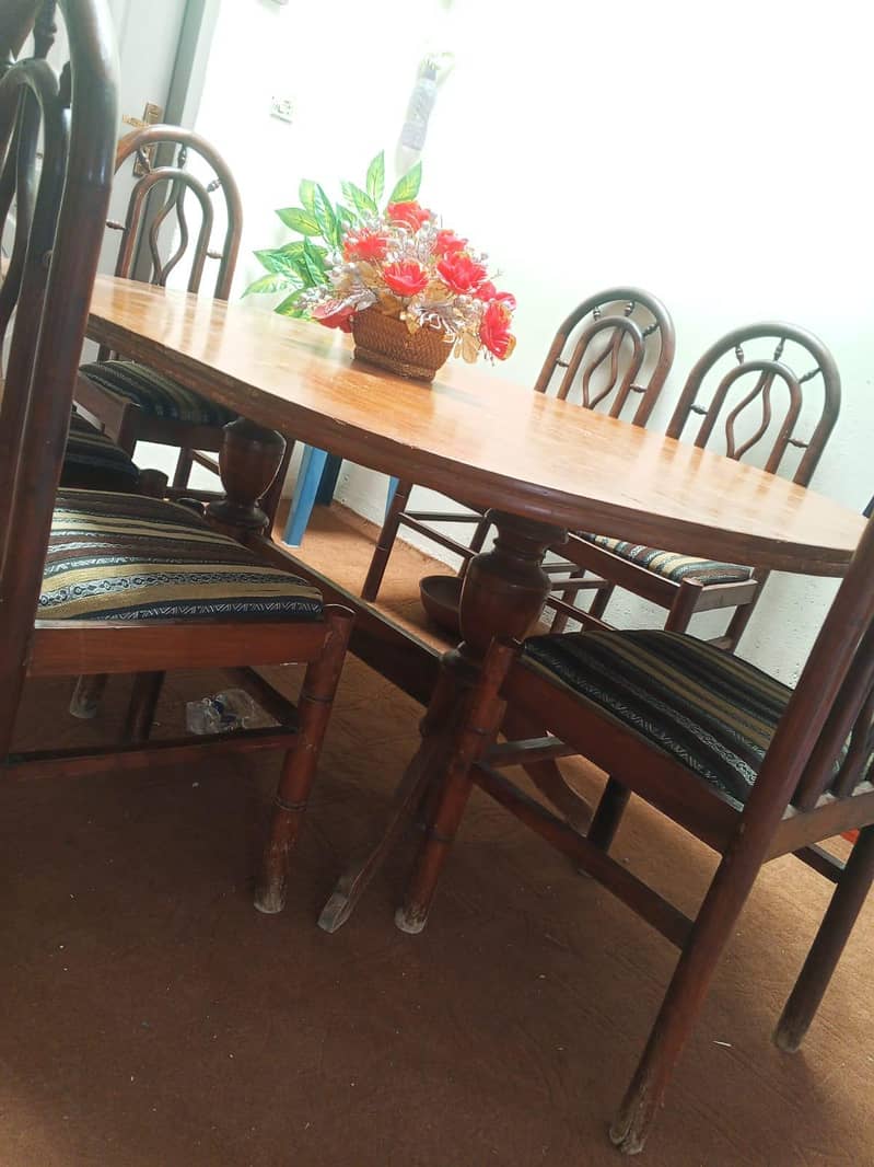 6 seeter dining table 2