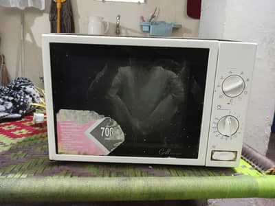 Microwave Oven