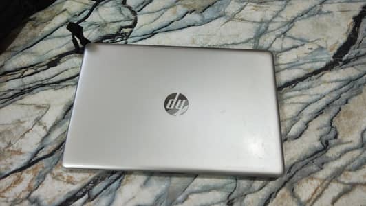 HP Laptop 15da