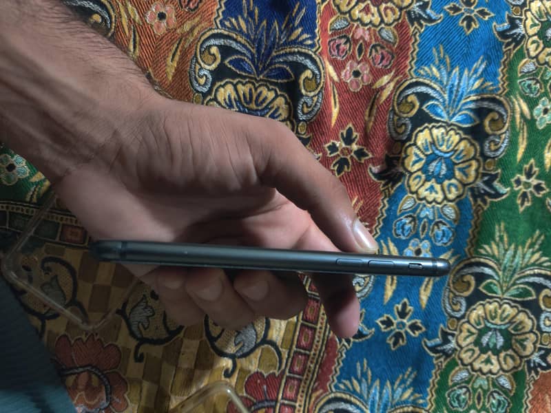 iphone 8 4