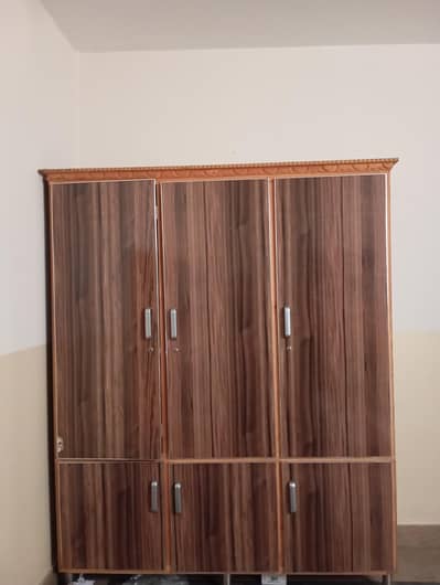 wooden Wardrobe/ Wood Almari Safe