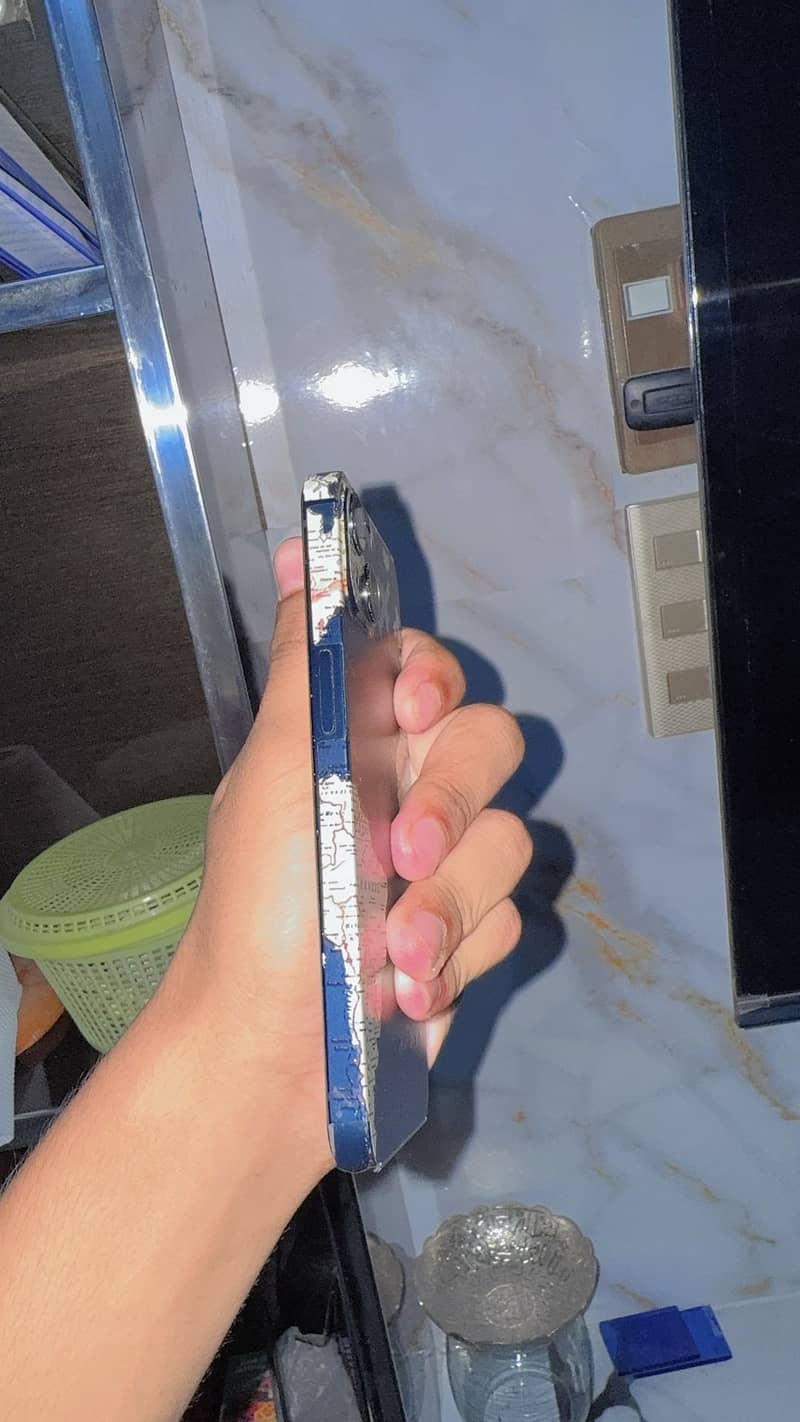 Iphone 13 3