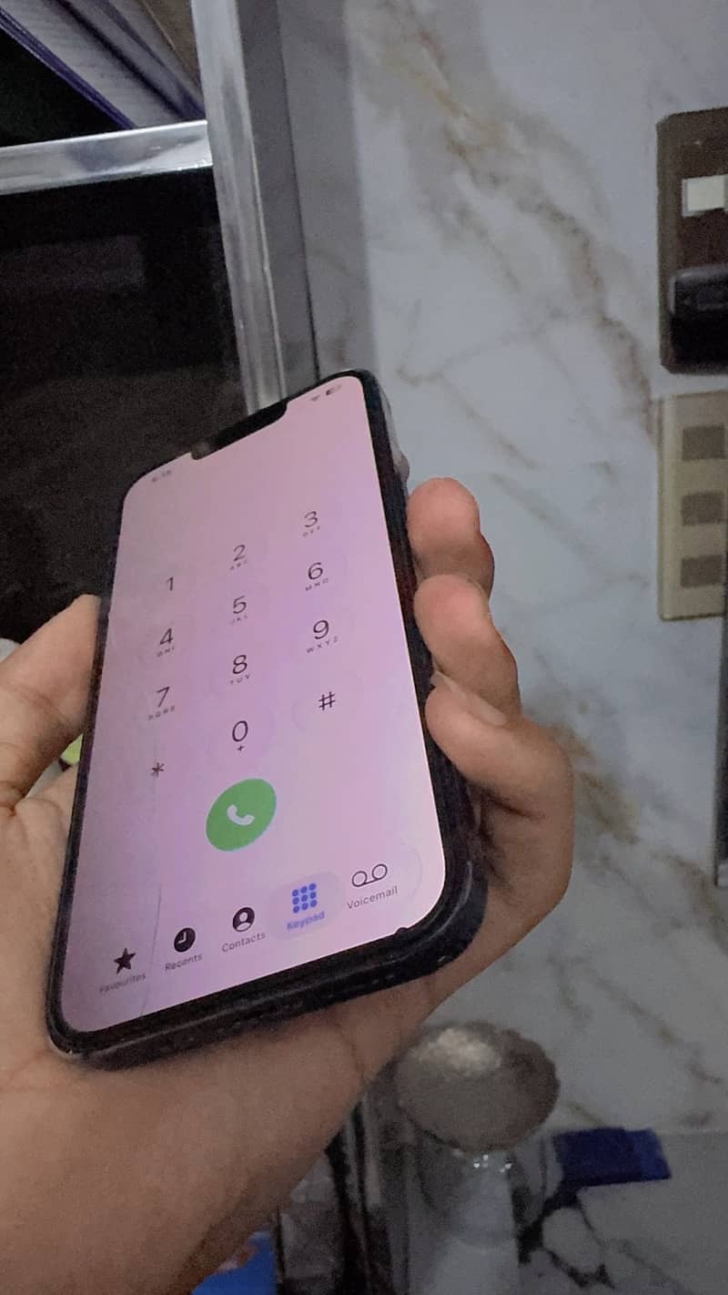 Iphone 13 4