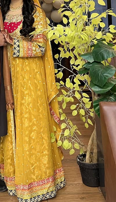 bridal mehndi dress
