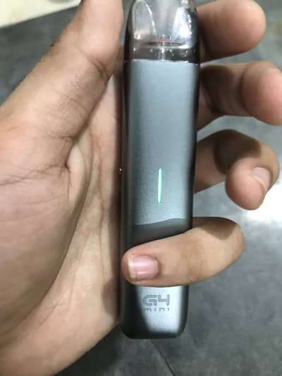 Uwell g4 mini brand new with box in sale