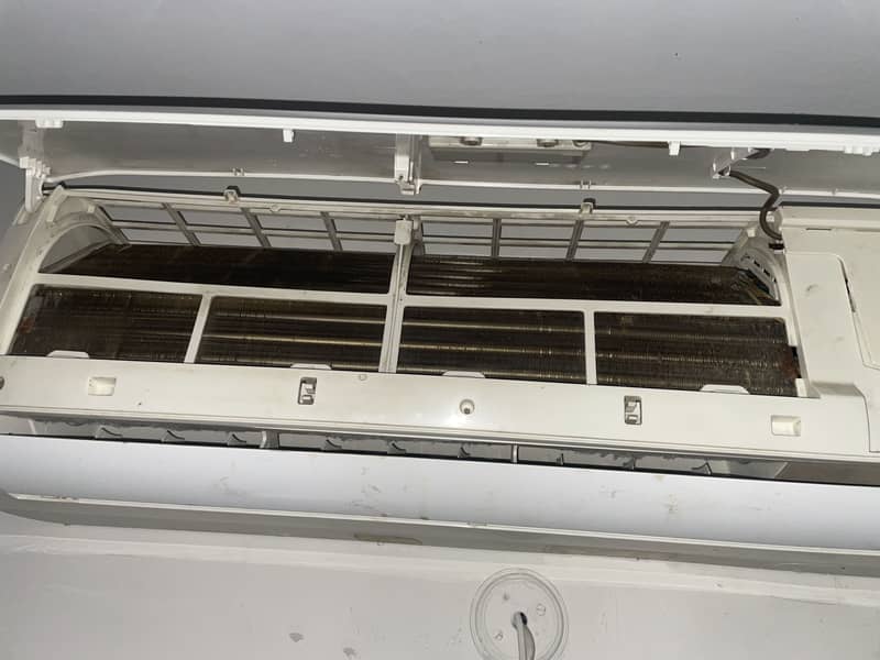 1 Ton haier Split 2
