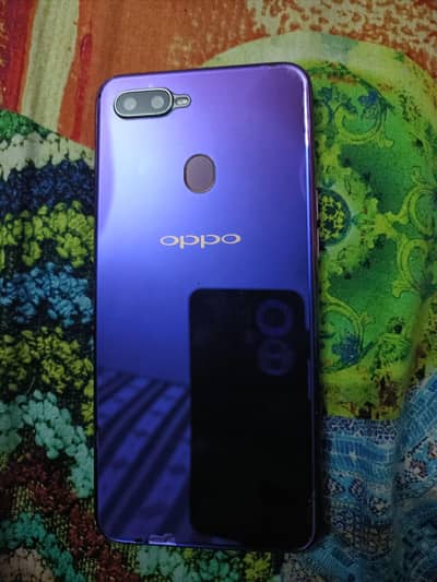 OPPO F9 Pro