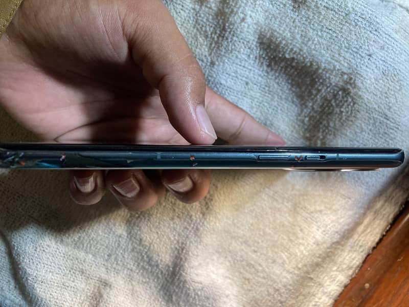 One Plus 9 Pro 1