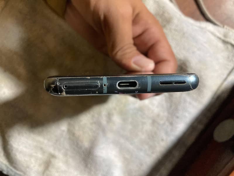 One Plus 9 Pro 4
