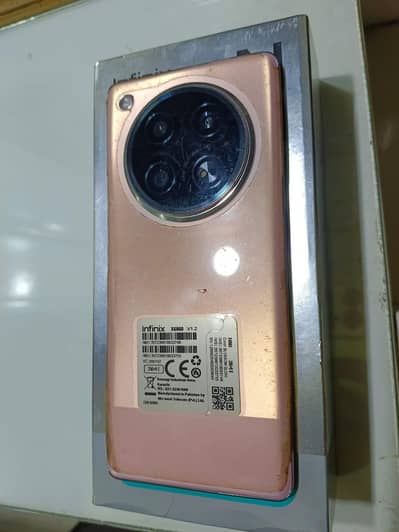 Infinix Zero 40 (8+8GB RAM / 256GB) PTA Approved | Box & Charger