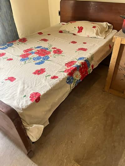 Wooden Bed in Good Condition for Sale