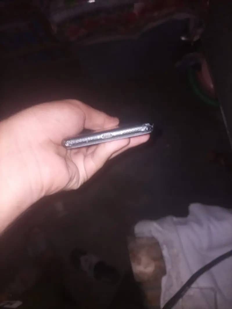 Apple iPhone 7 Plus 0