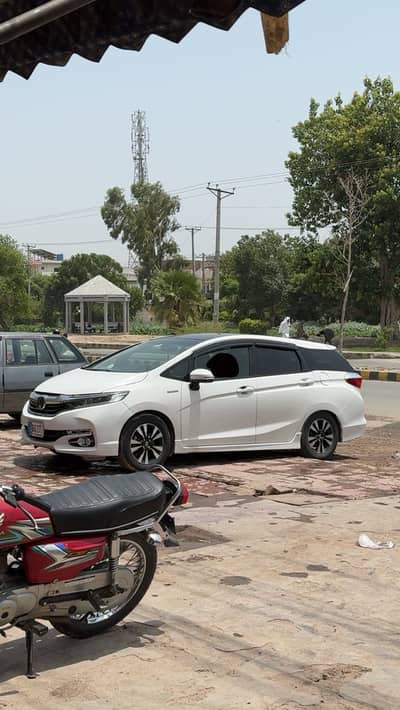 Honda Fit Shuttle Hybrid