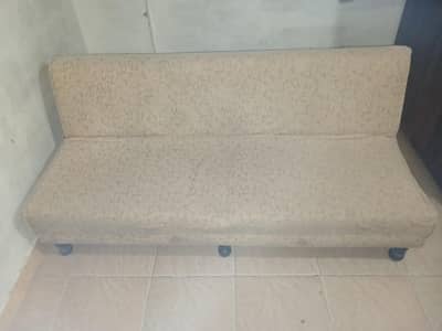 sofa combed