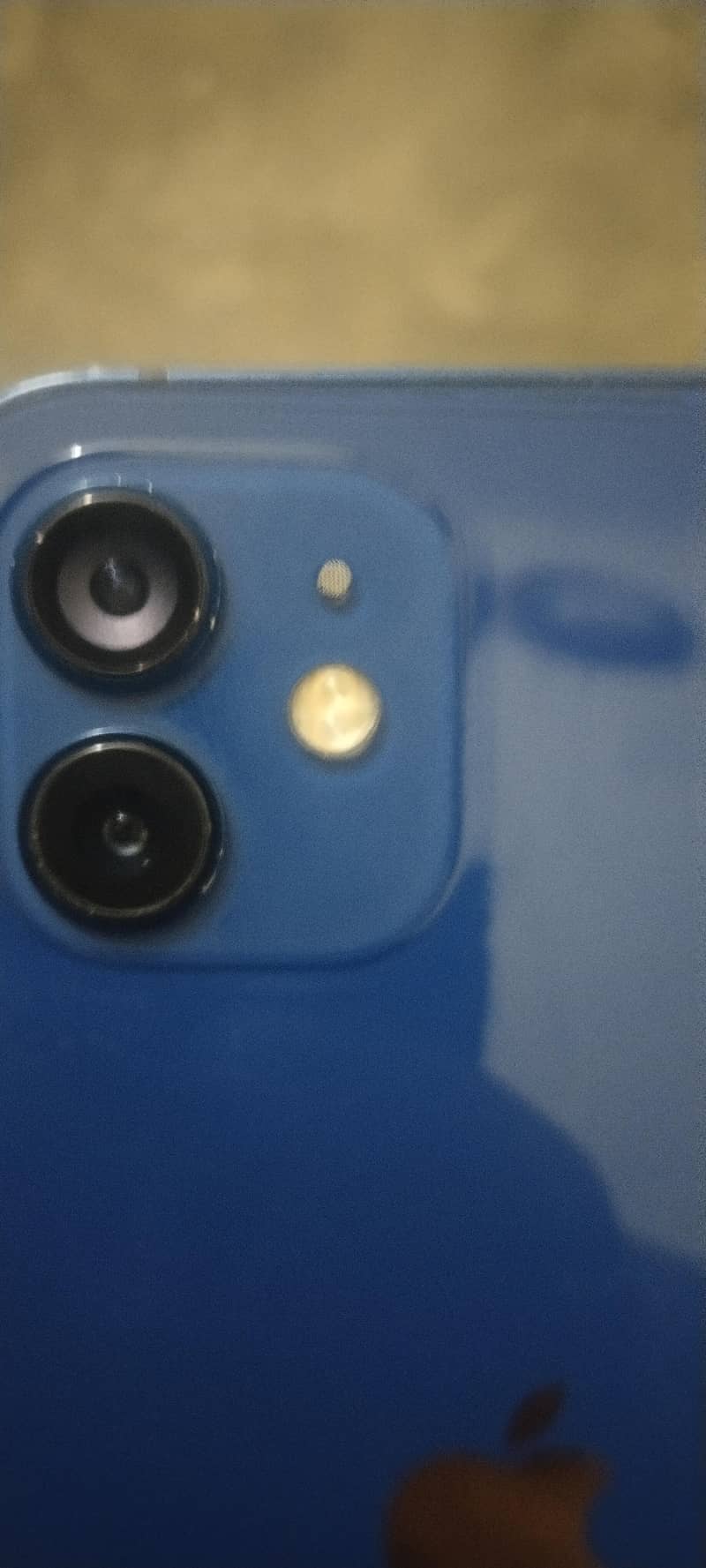 iPhone 12 4