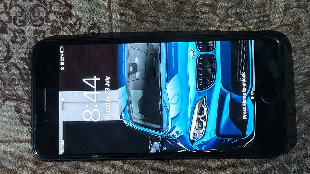 Apple iPhone 7 Plus 0