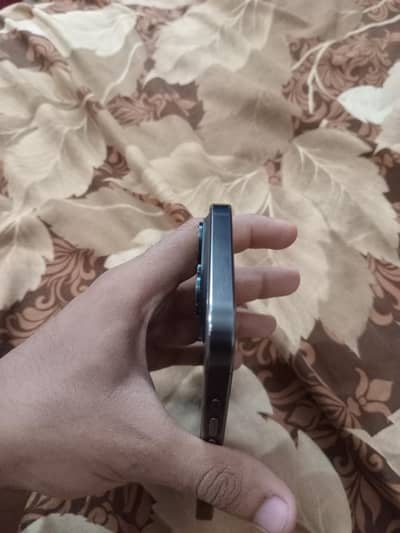 Apple iPhone 15 Pro with box