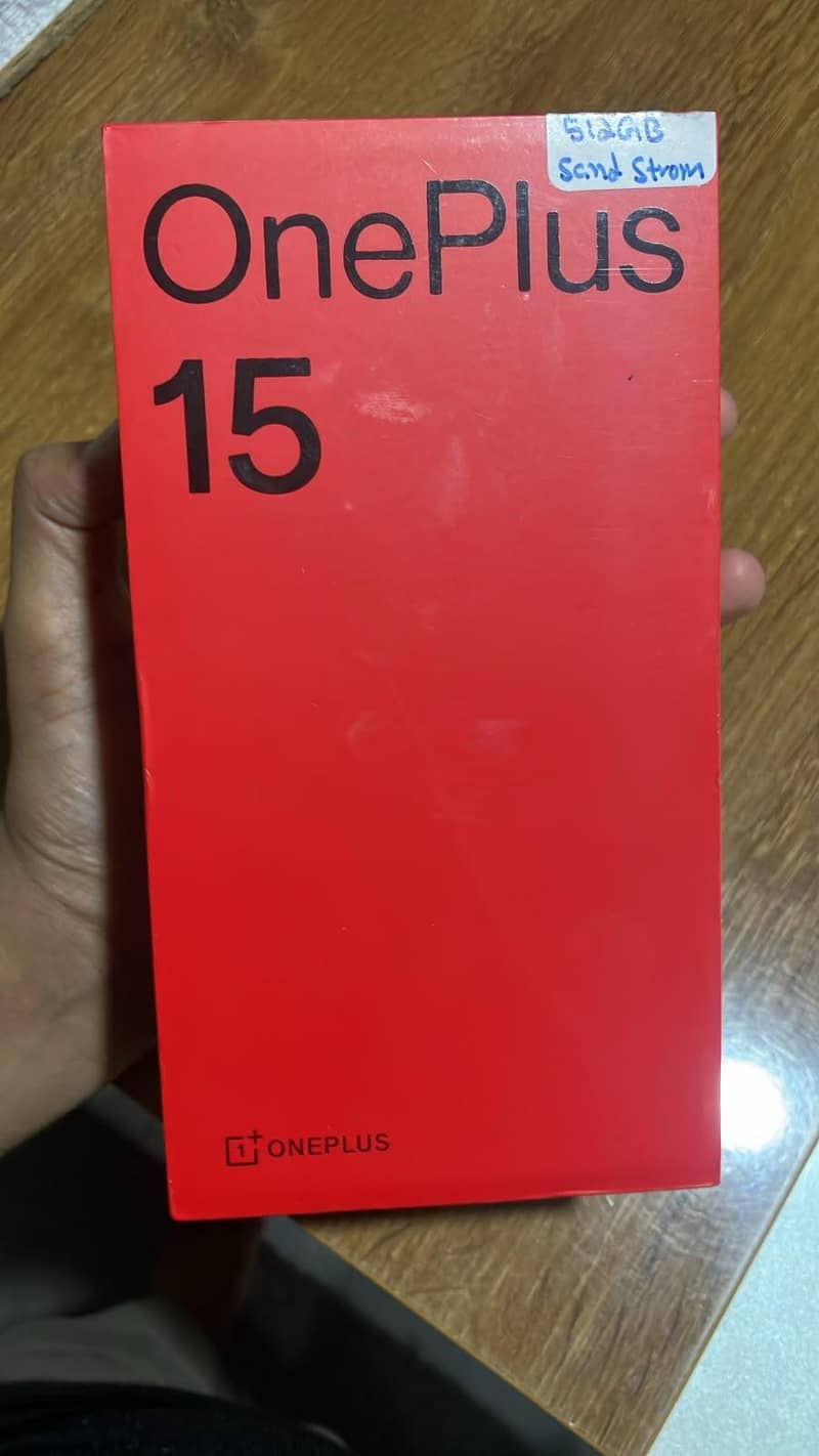OnePlus 15 4