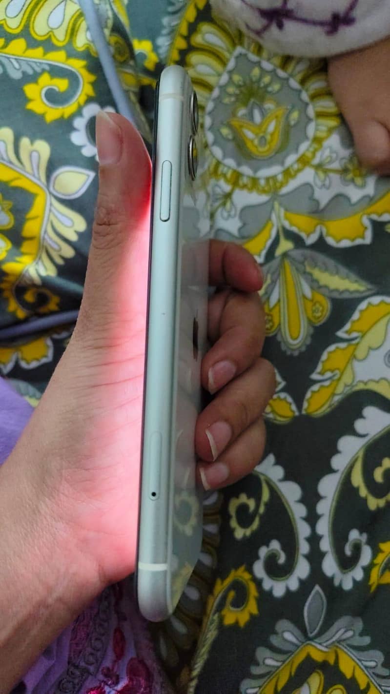 Apple iPhone 11 1