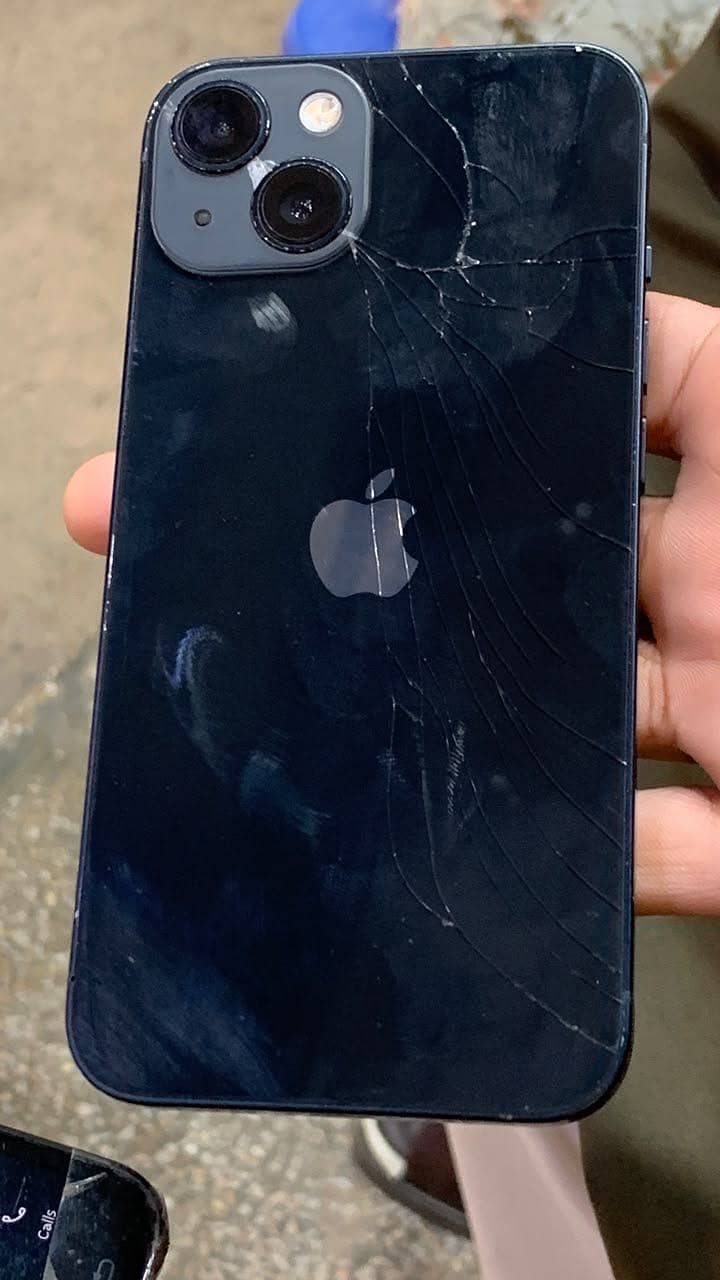 iPhone 13 1