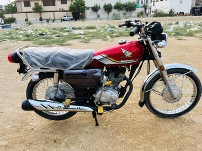 Honda 125 special edition whatsapp num 03292264339