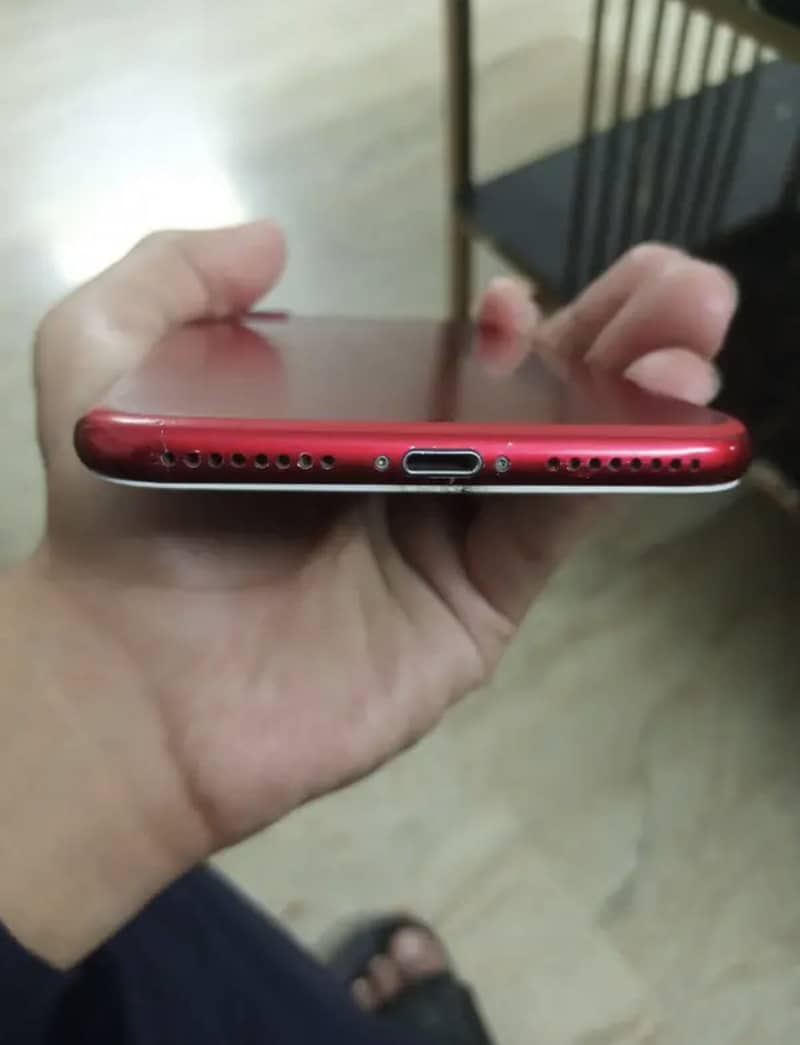 Apple iPhone 7 Plus 2