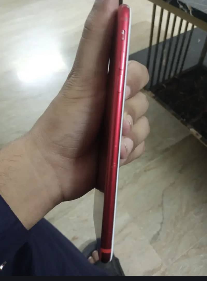 Apple iPhone 7 Plus 4