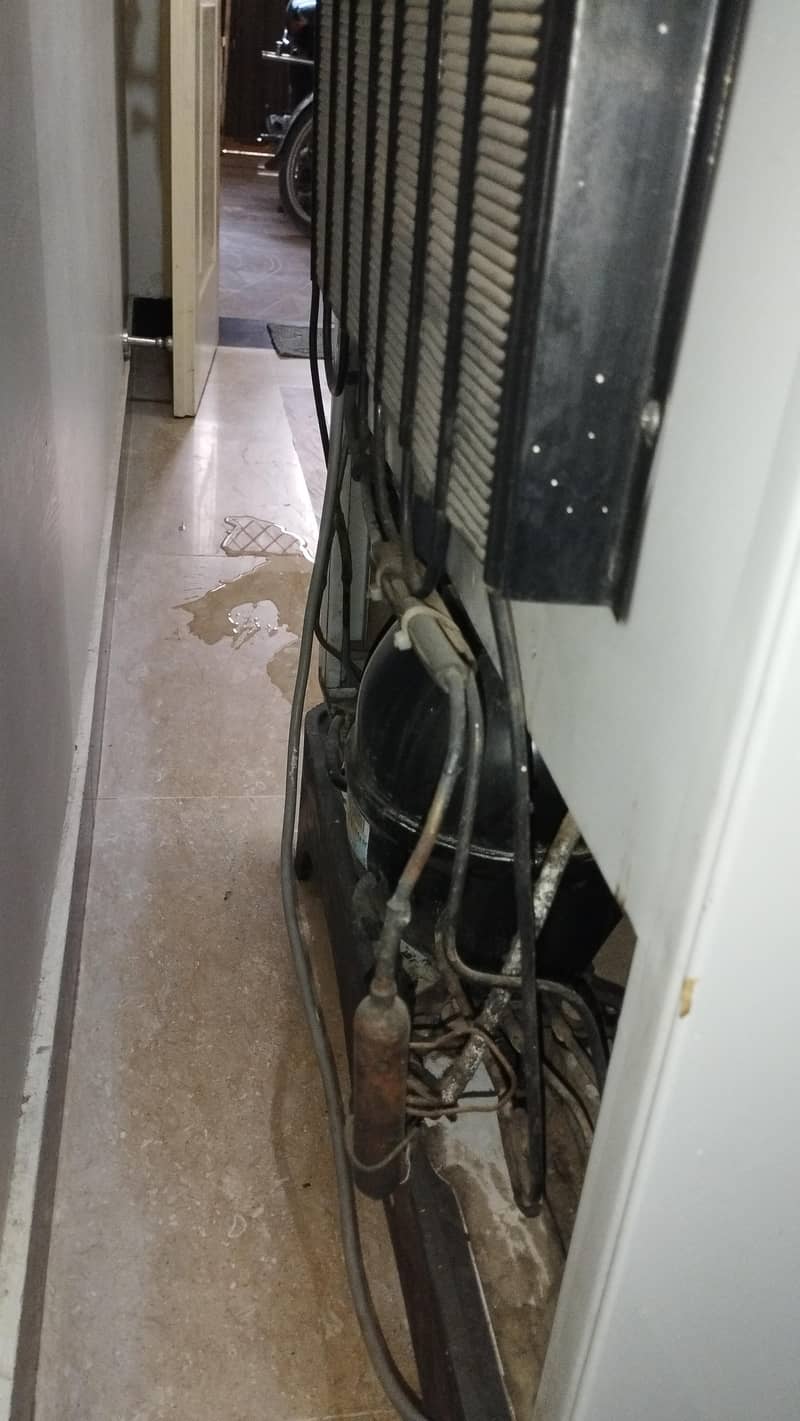 Refrigerator 5